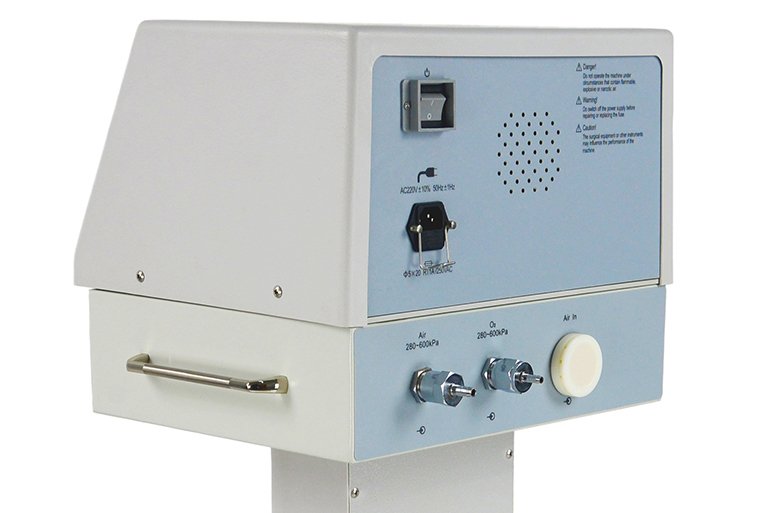 Medizinisches Beatmungsgerät PA-700B II
