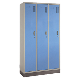 3-türiger Kleiderschrank HG-17-1